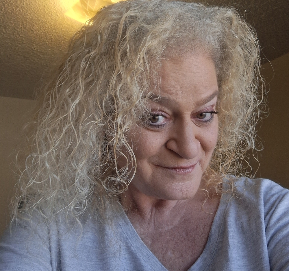 Meet your Posher, Michele